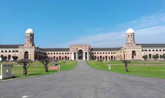 Recruitment of 107 MTS, Steno, Library and Technical Assistant in FRI Dehradun